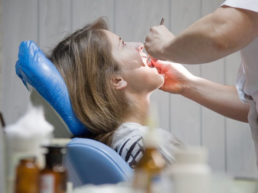 How Long Does Dental Numbing Last After a Procedure?
